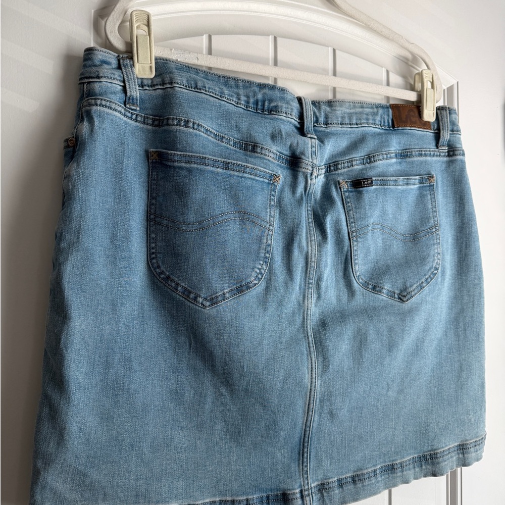 Lee Light Blue Denim Skort - Picture 4 of 5